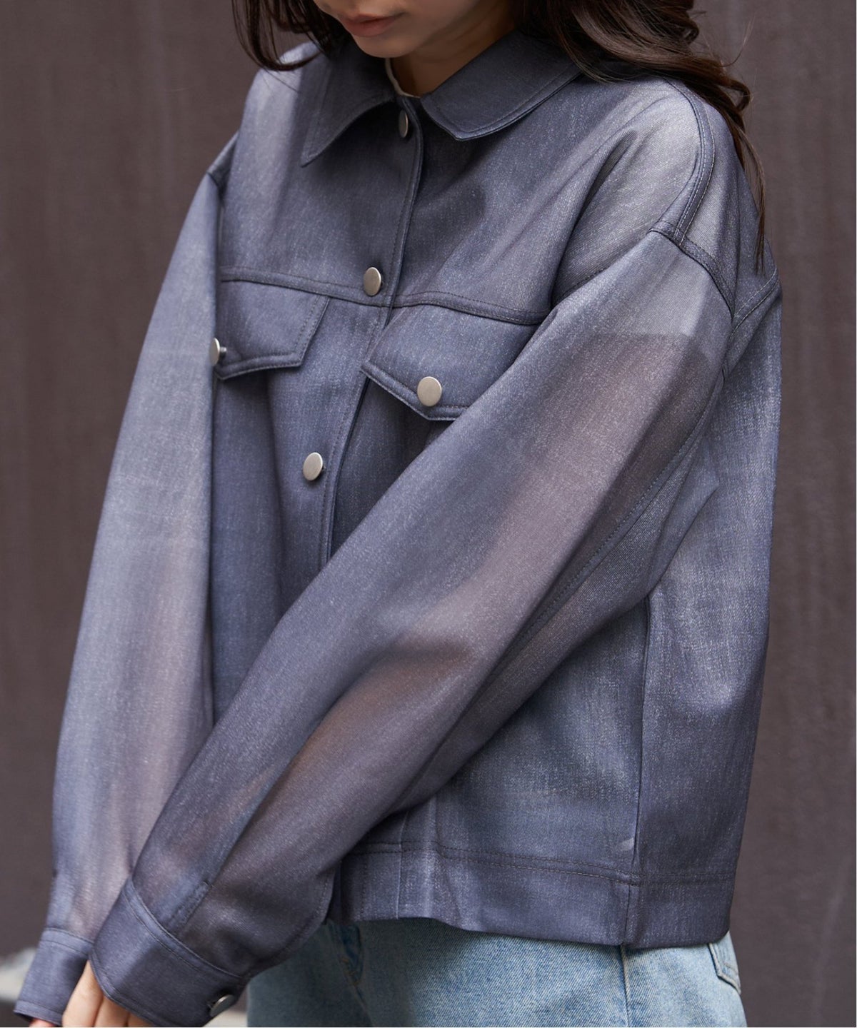 ネイビーブルー