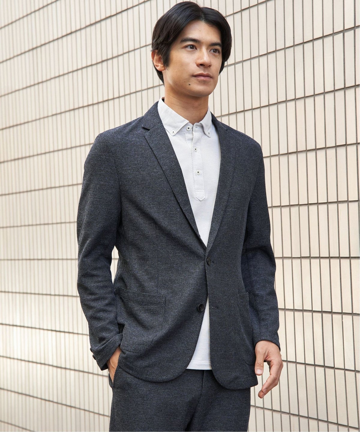 ネイビーブルー