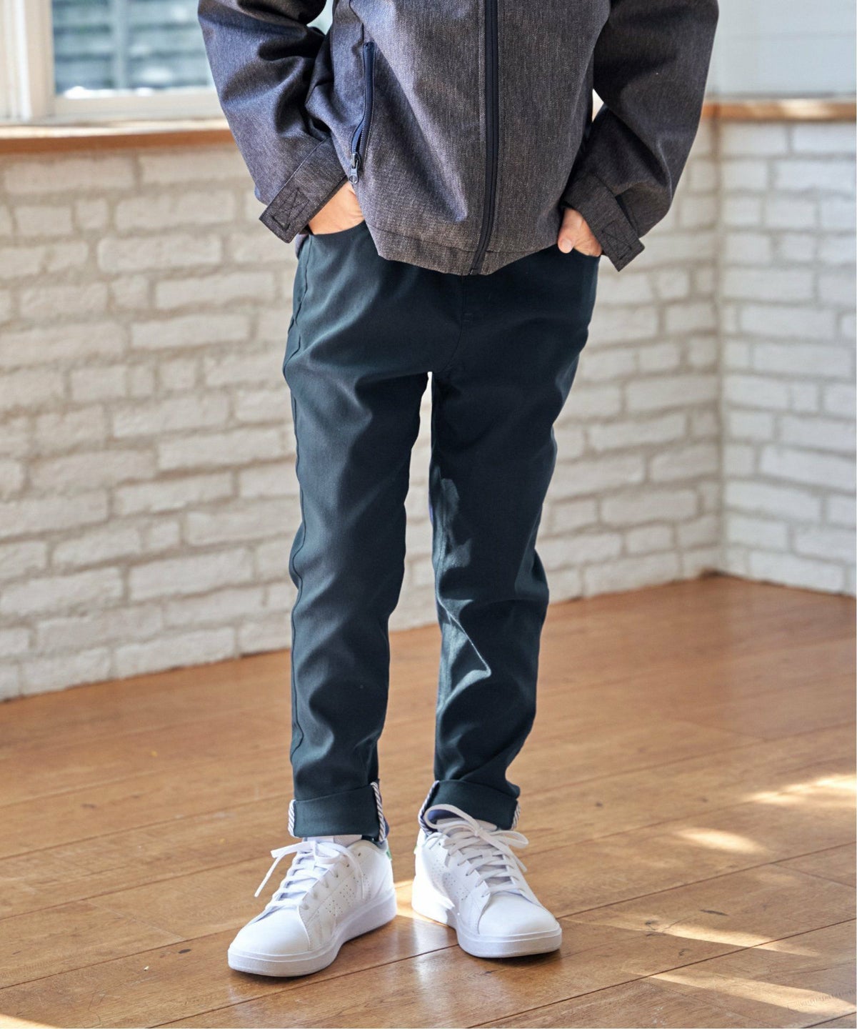 ダークネイビー