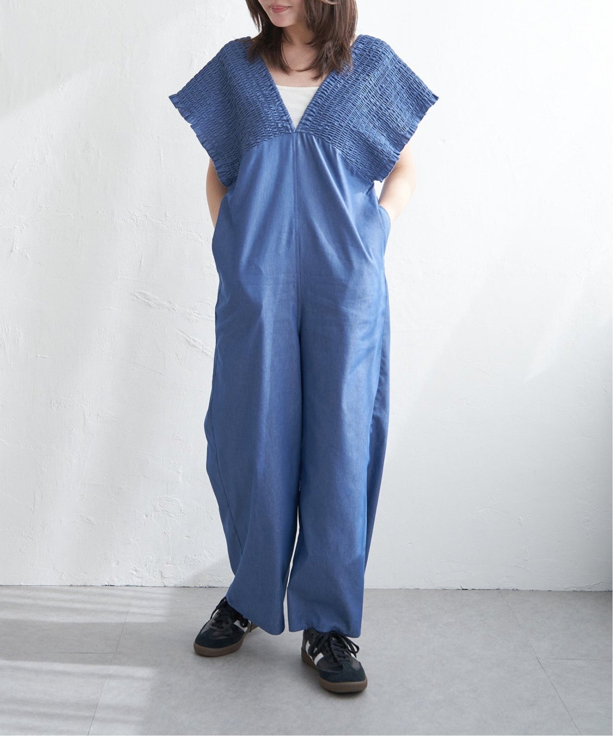 サックスブルー