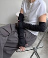 ブラック