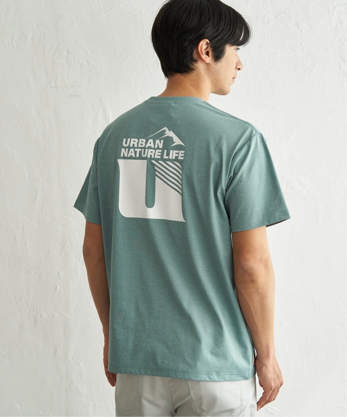 ミントグリーン