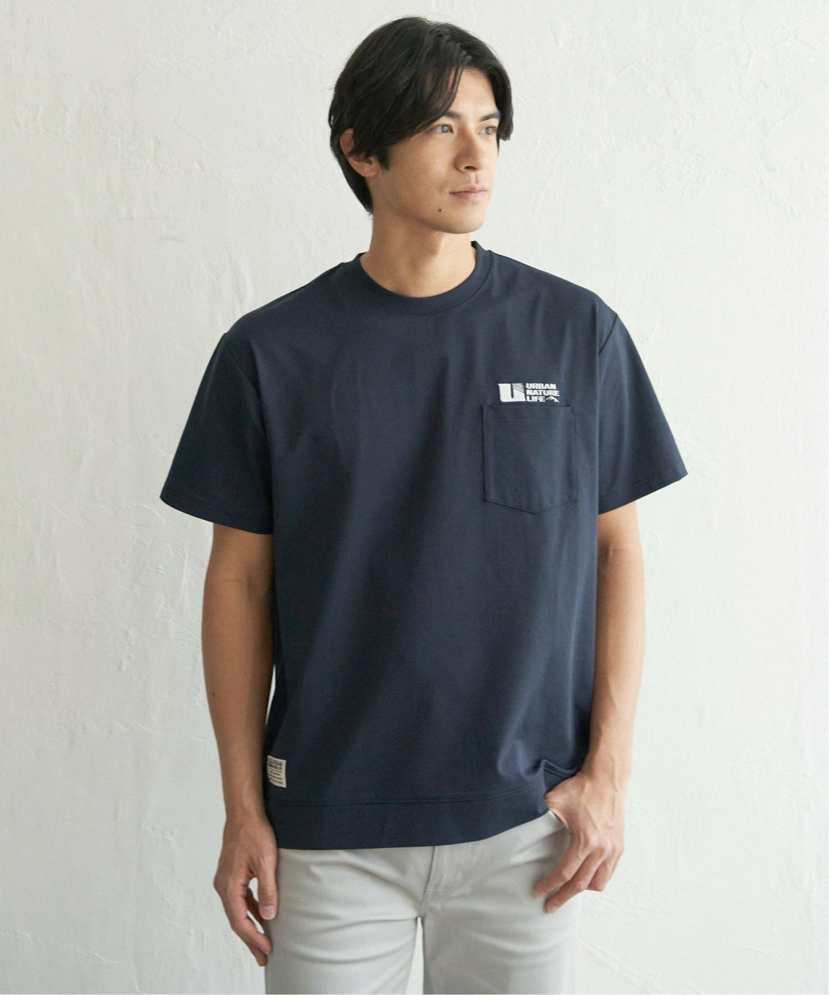 ネイビーブルー