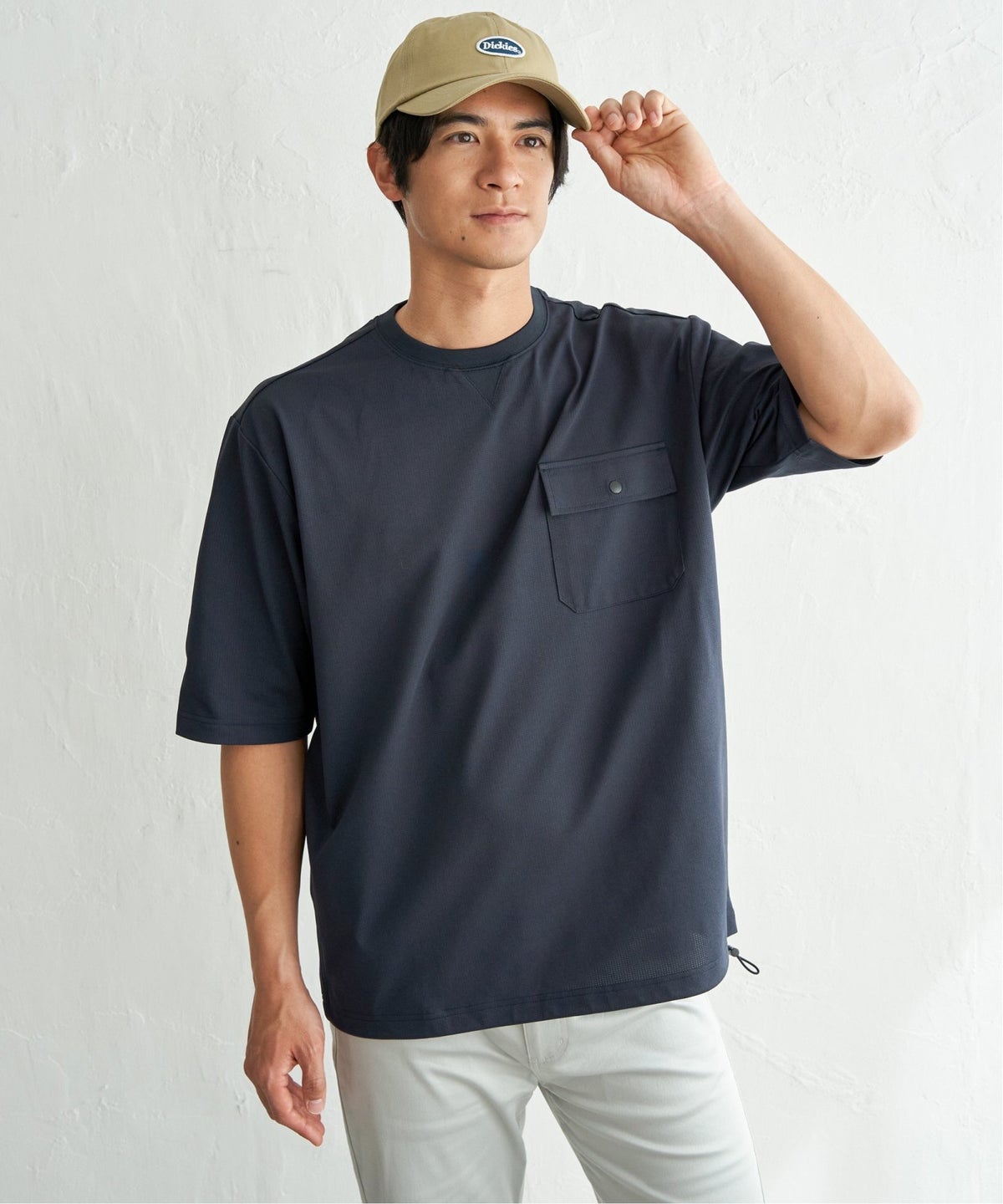 ネイビーブルー