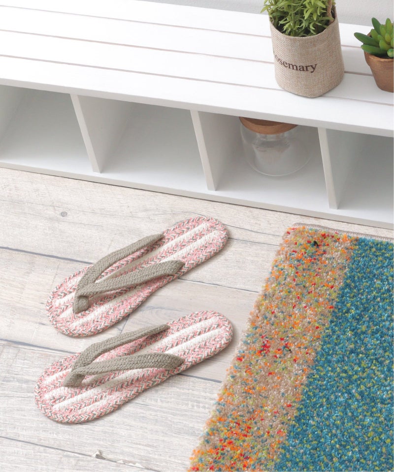 ピンク