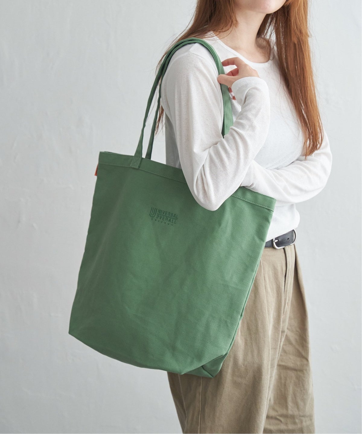 ライトグリーン