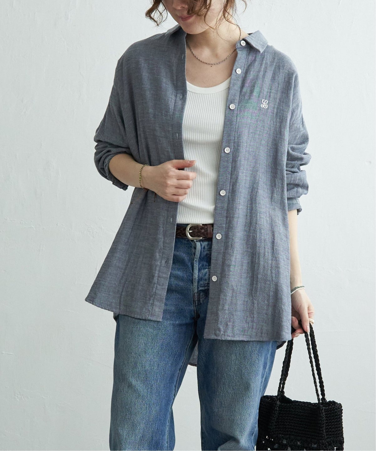 ネイビーブルー