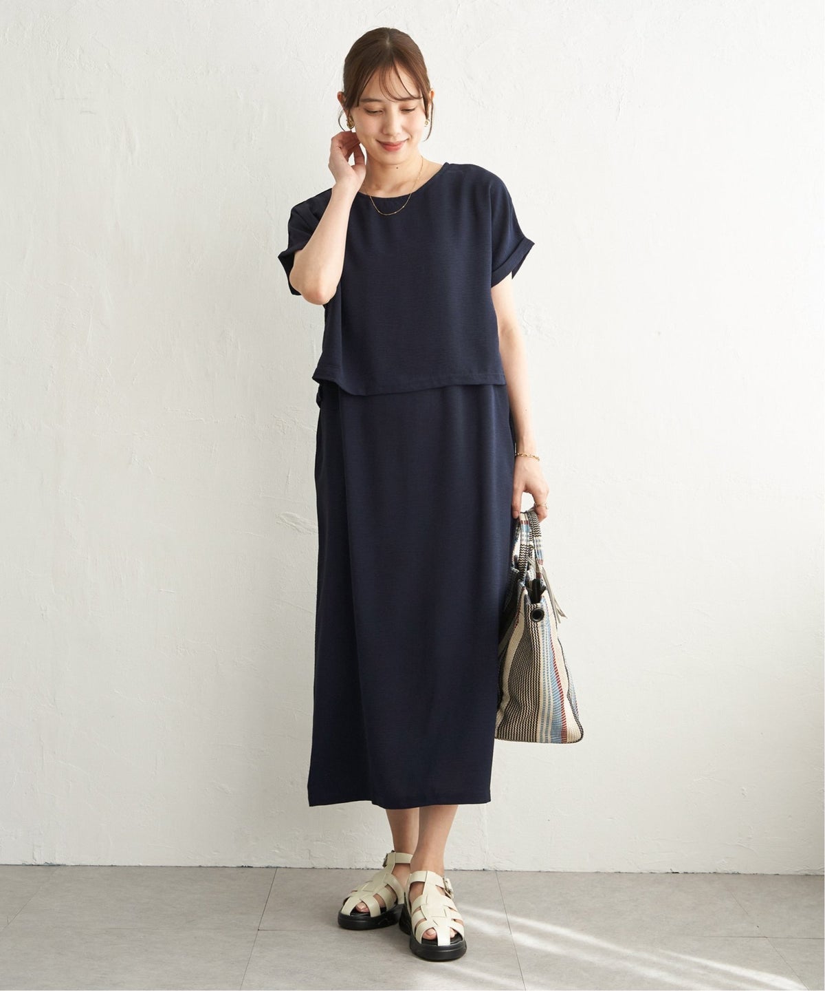 ネイビーブルー