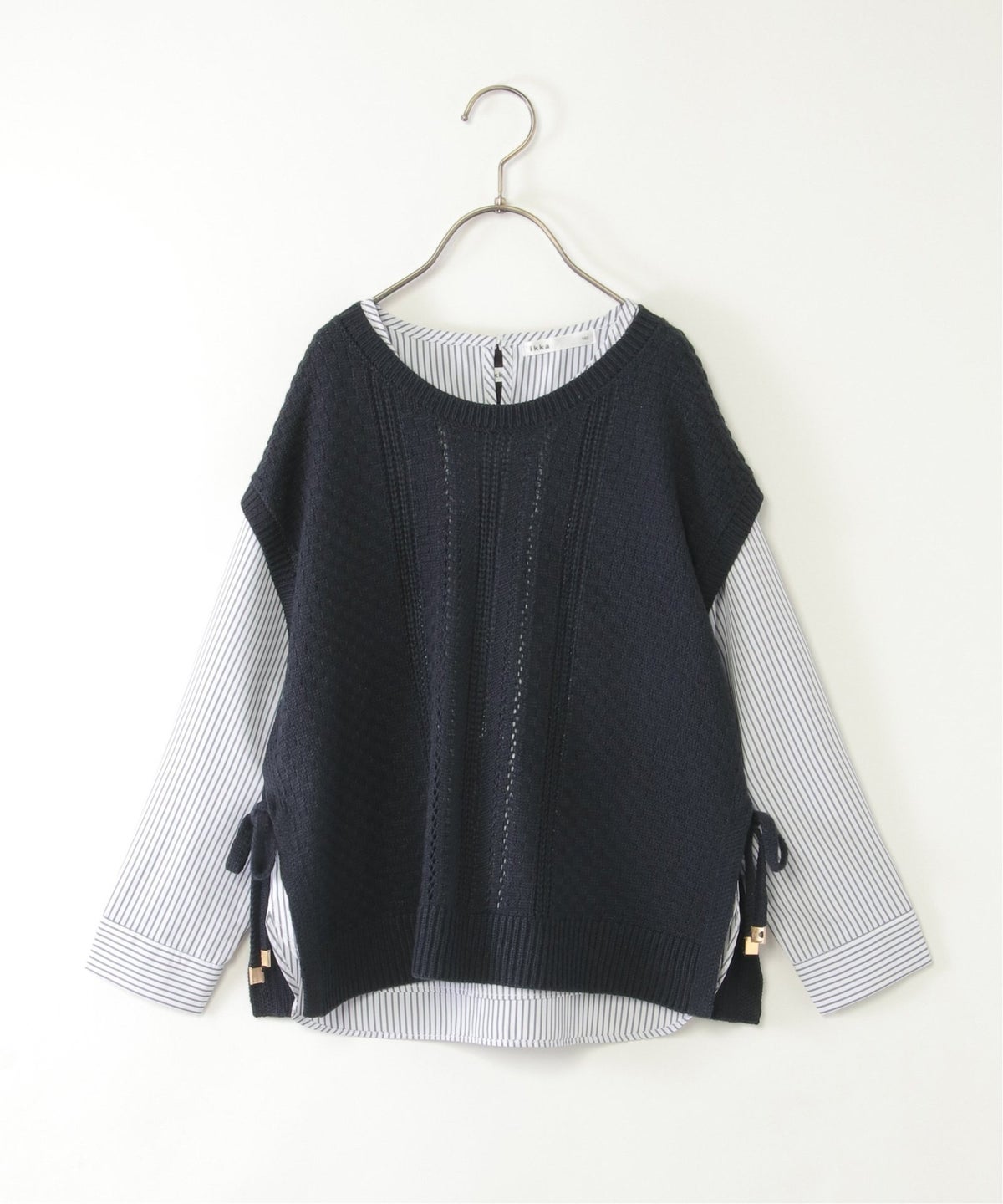 ネイビーブルー