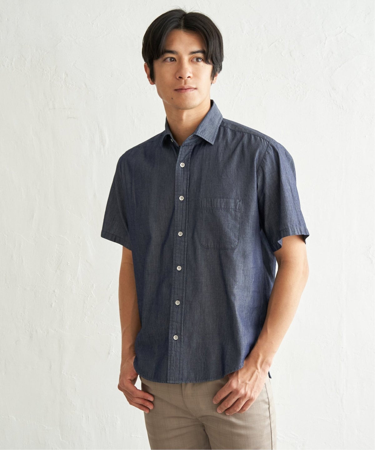 ネイビーブルー