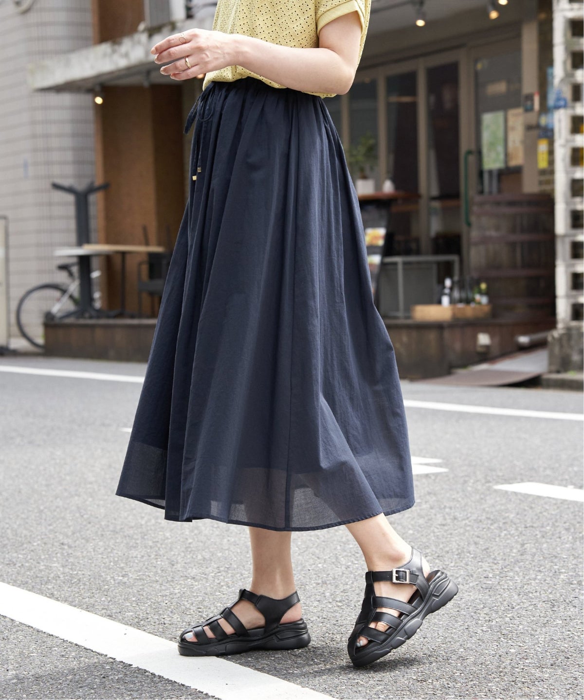 ネイビーブルー