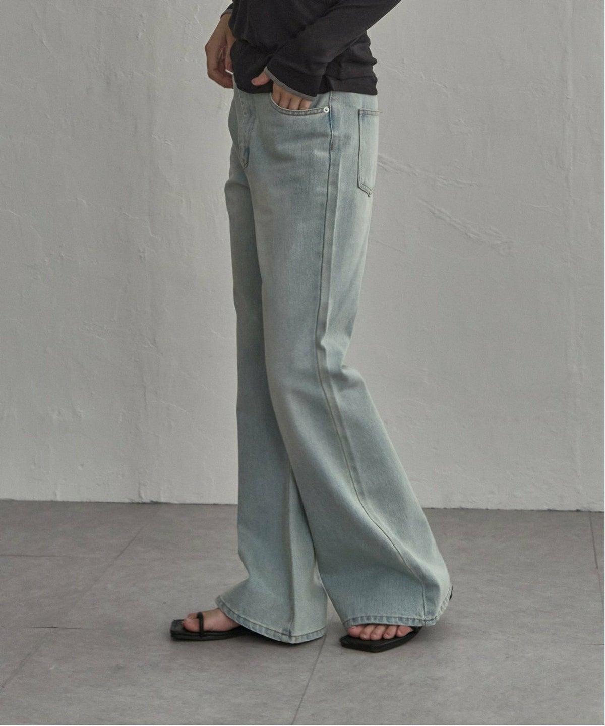 サックスブルー