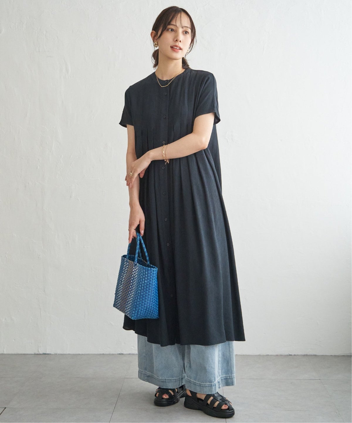 ネイビーブルー