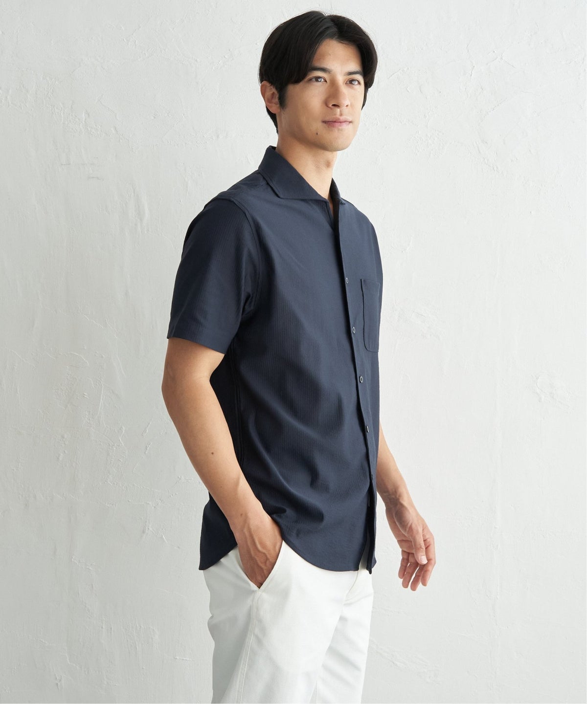 ネイビーブルー