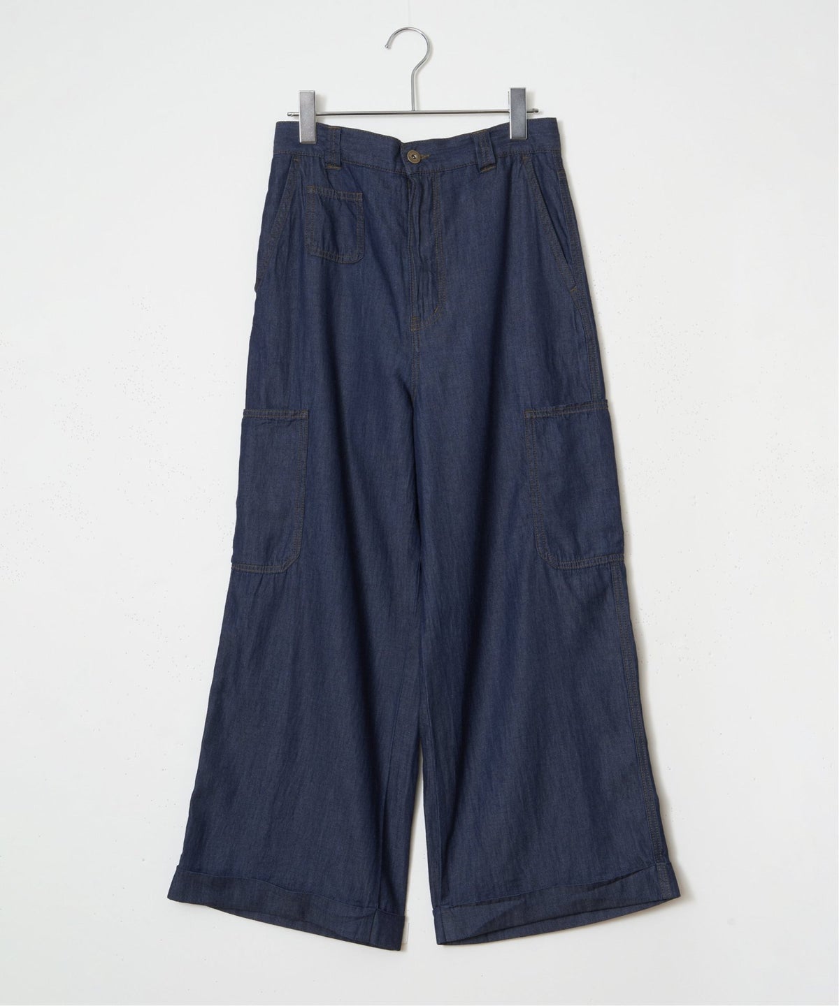 ネイビーブルー