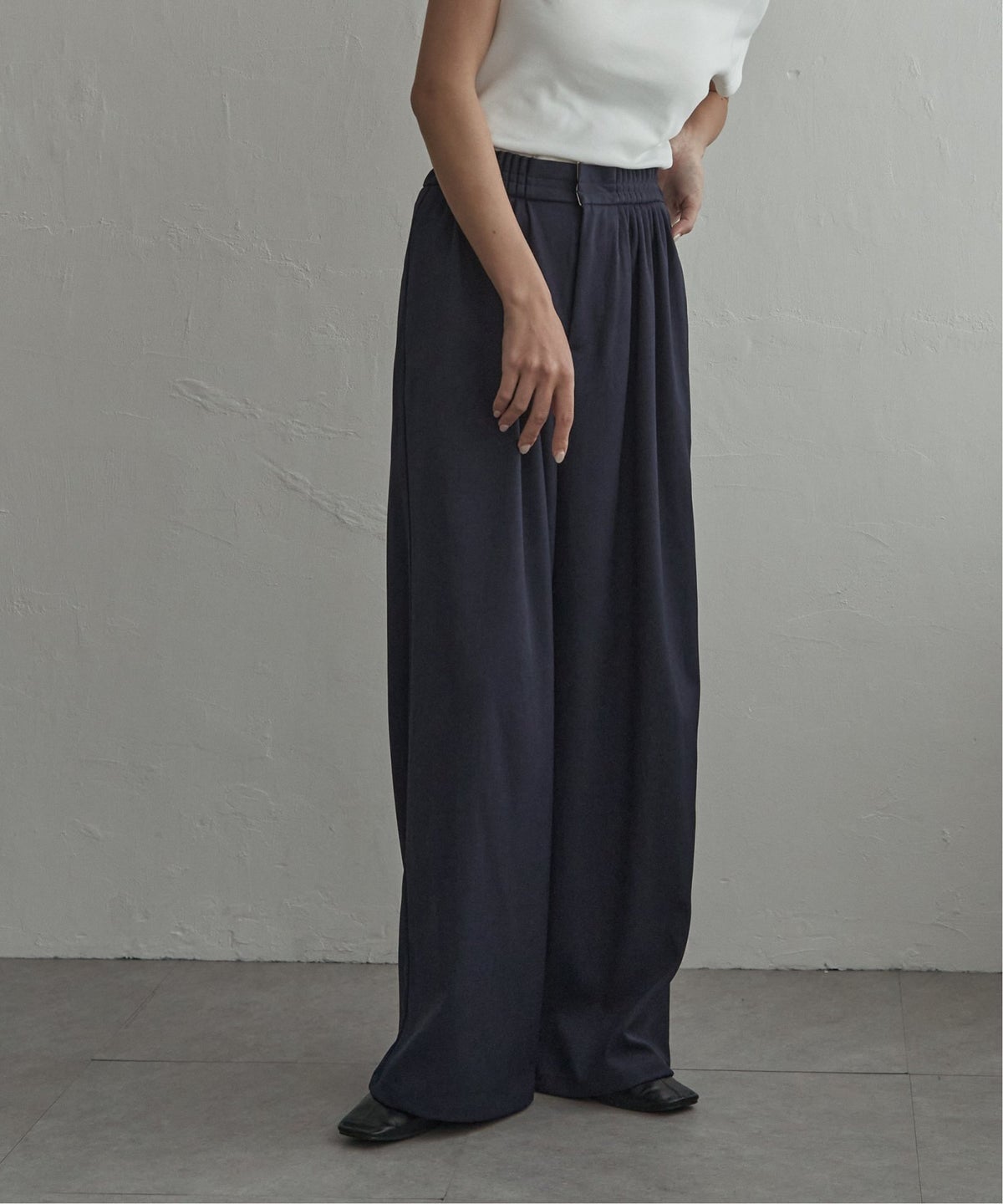 ネイビーブルー