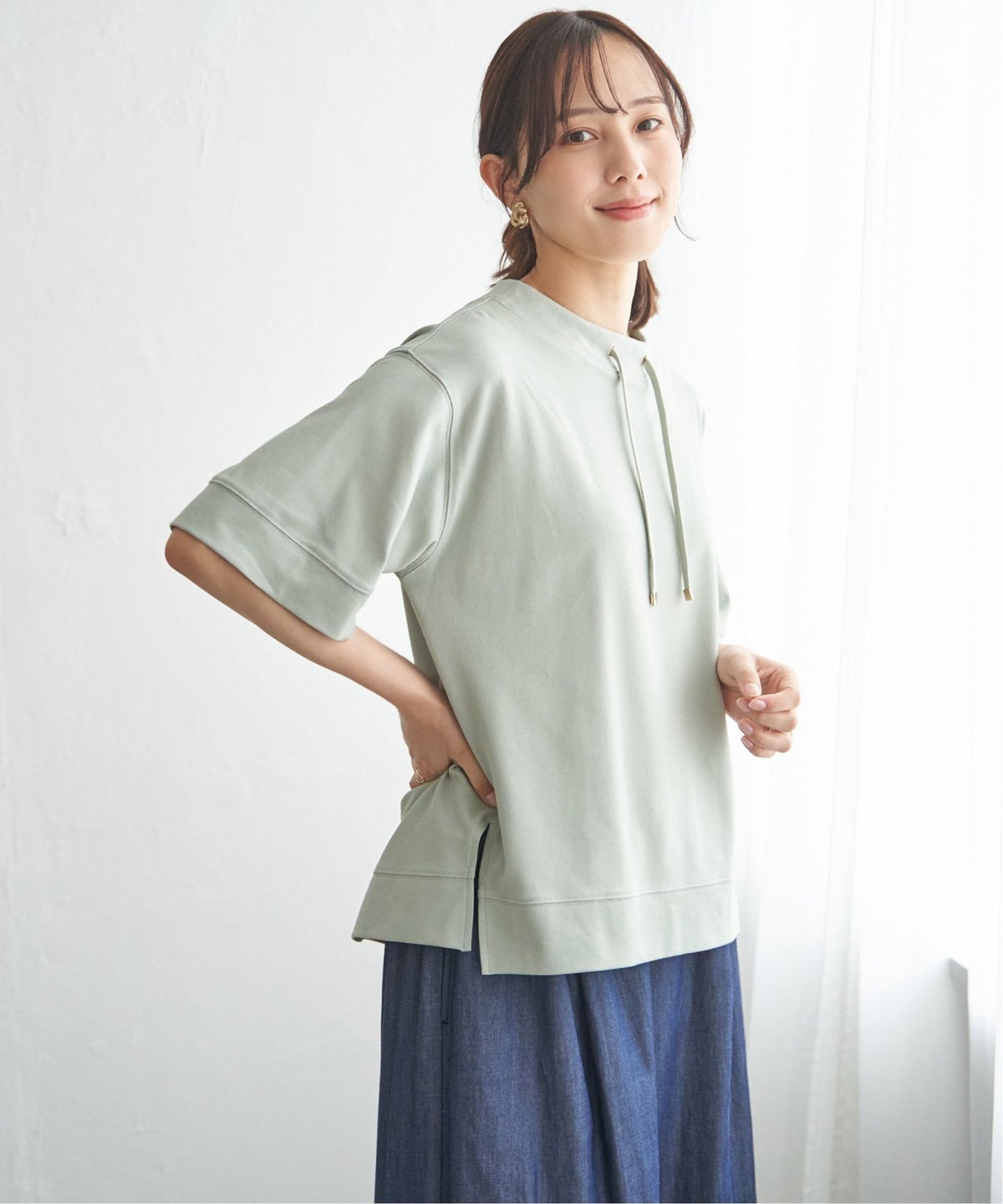 ライトグリーン