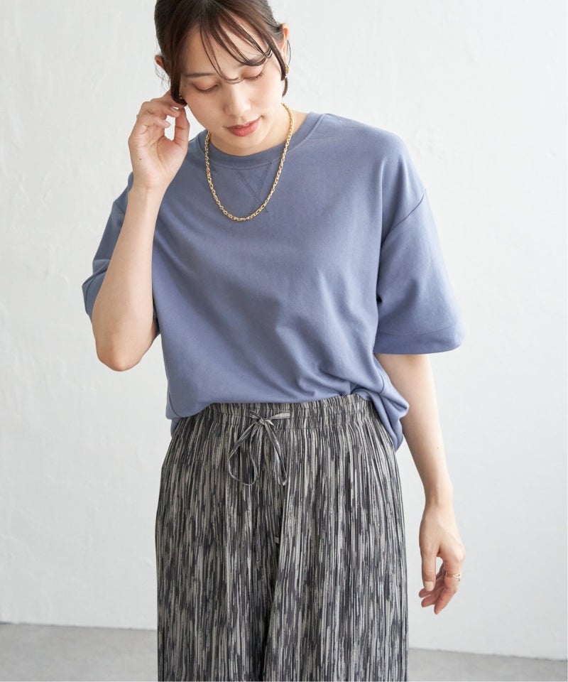 ブルー