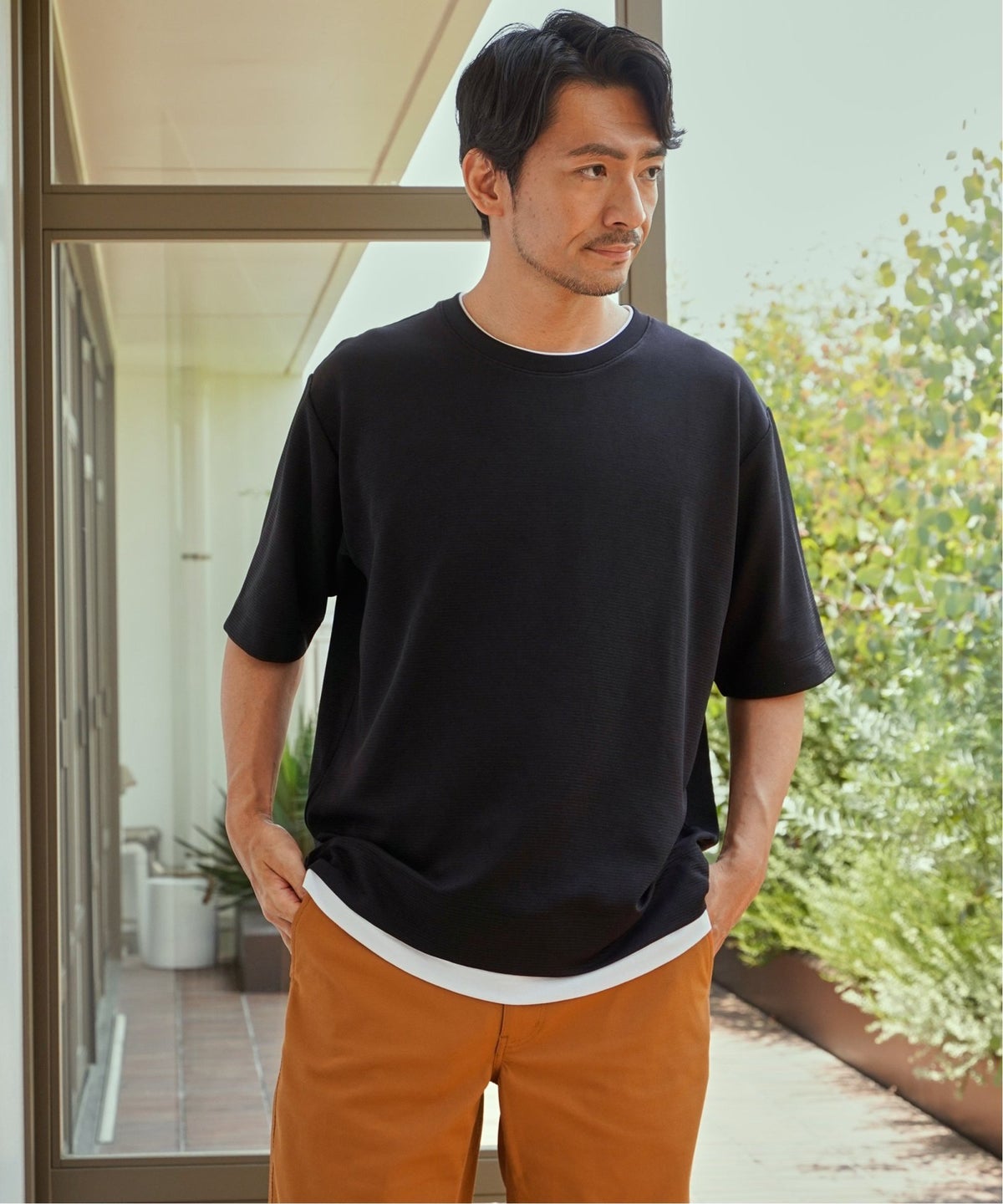 ブラック