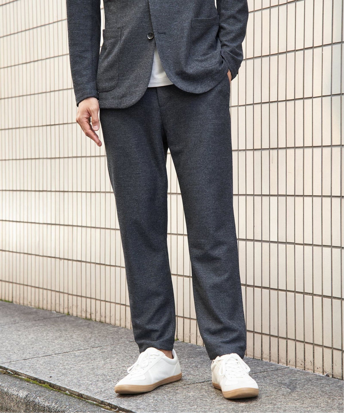 ネイビーブルー