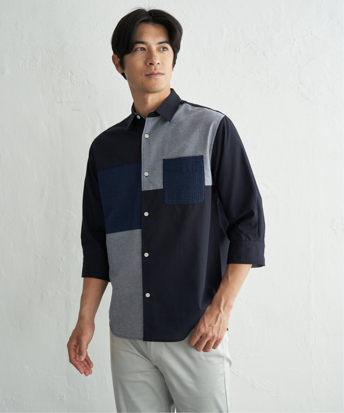 ネイビーブルー