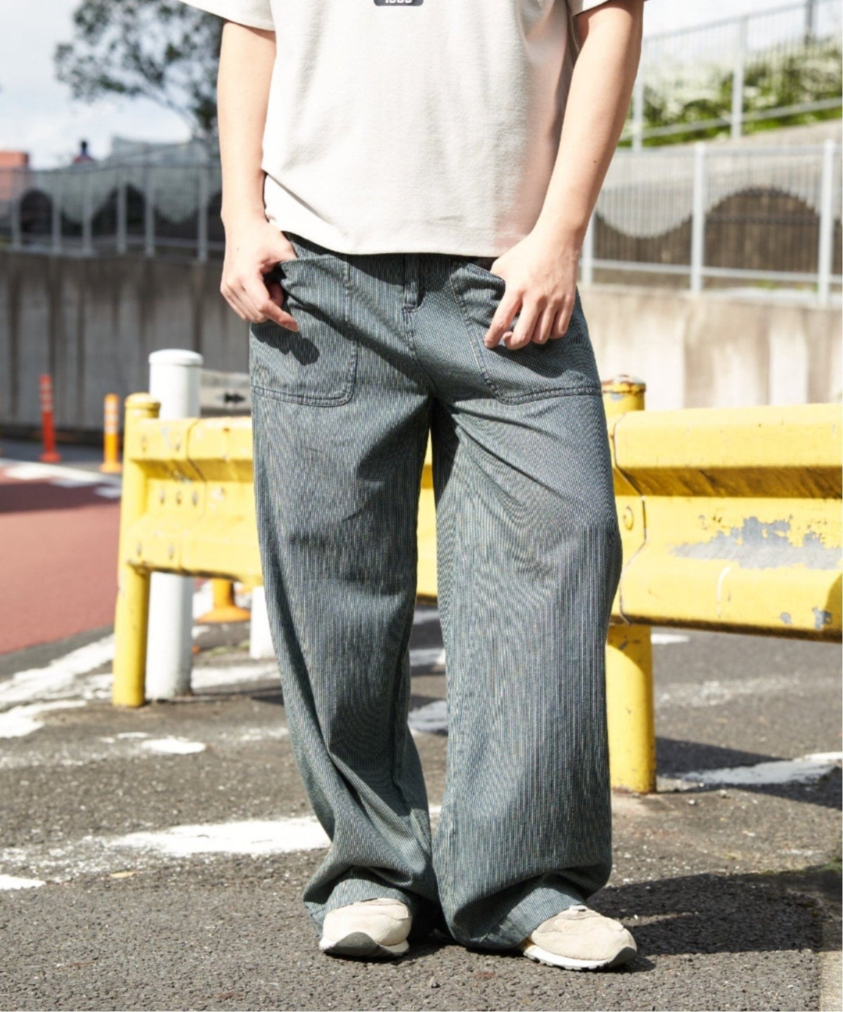 ネイビーブルー