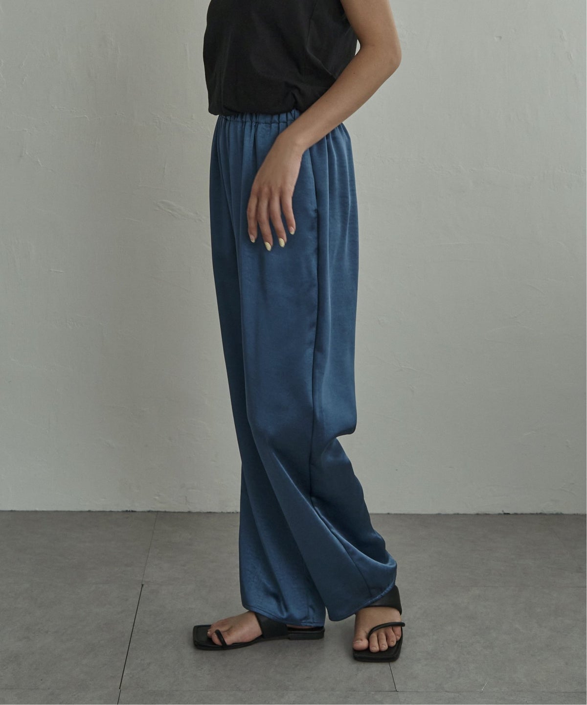 ネイビーブルー