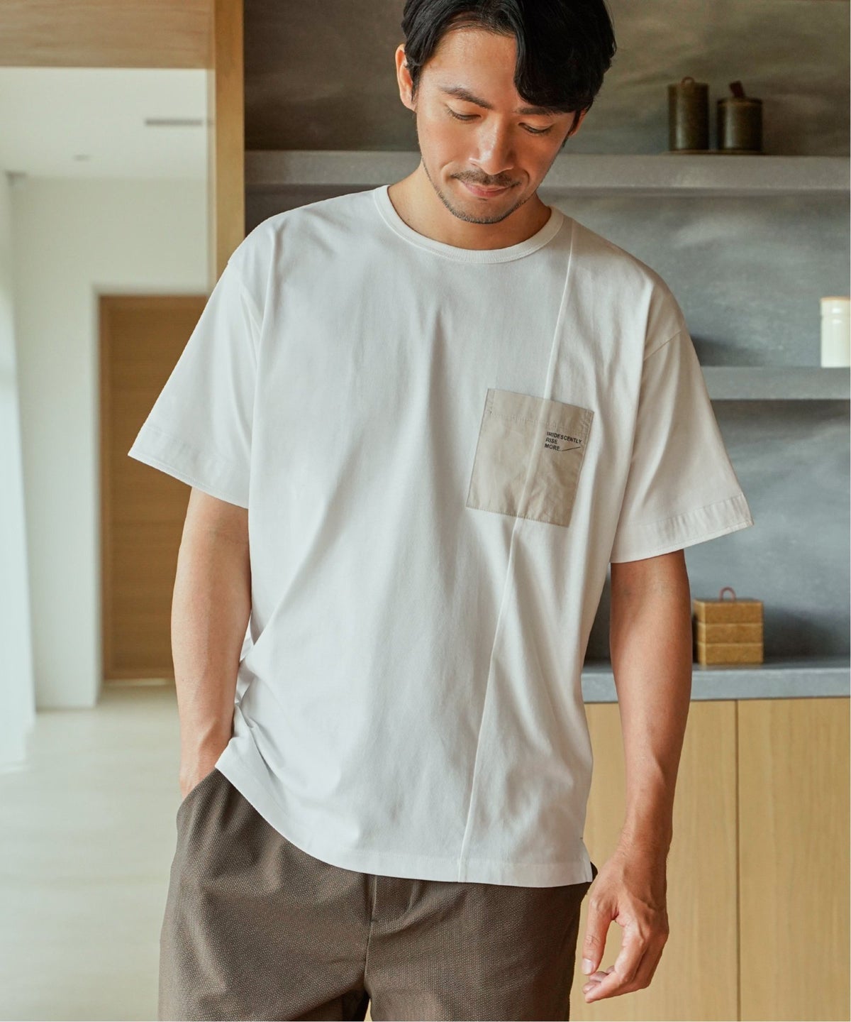 ホワイト 