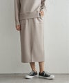 ベージュ