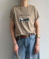ベージュ