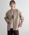 ベージュ