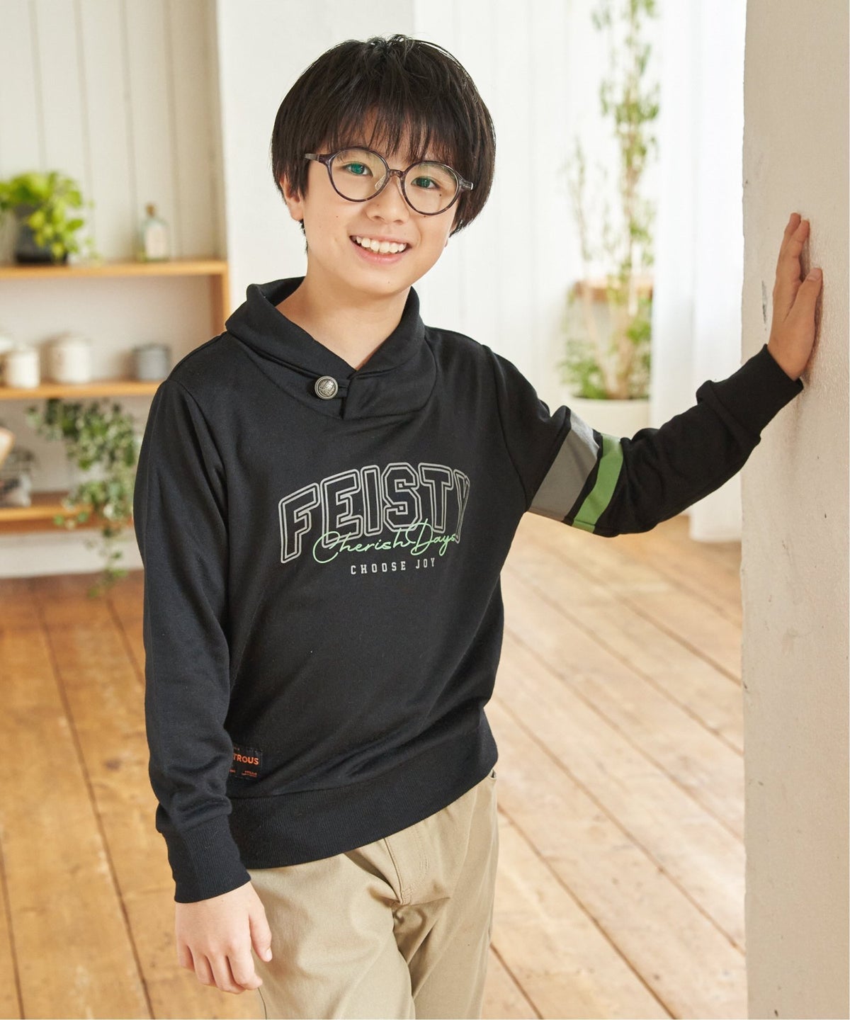 ブラック