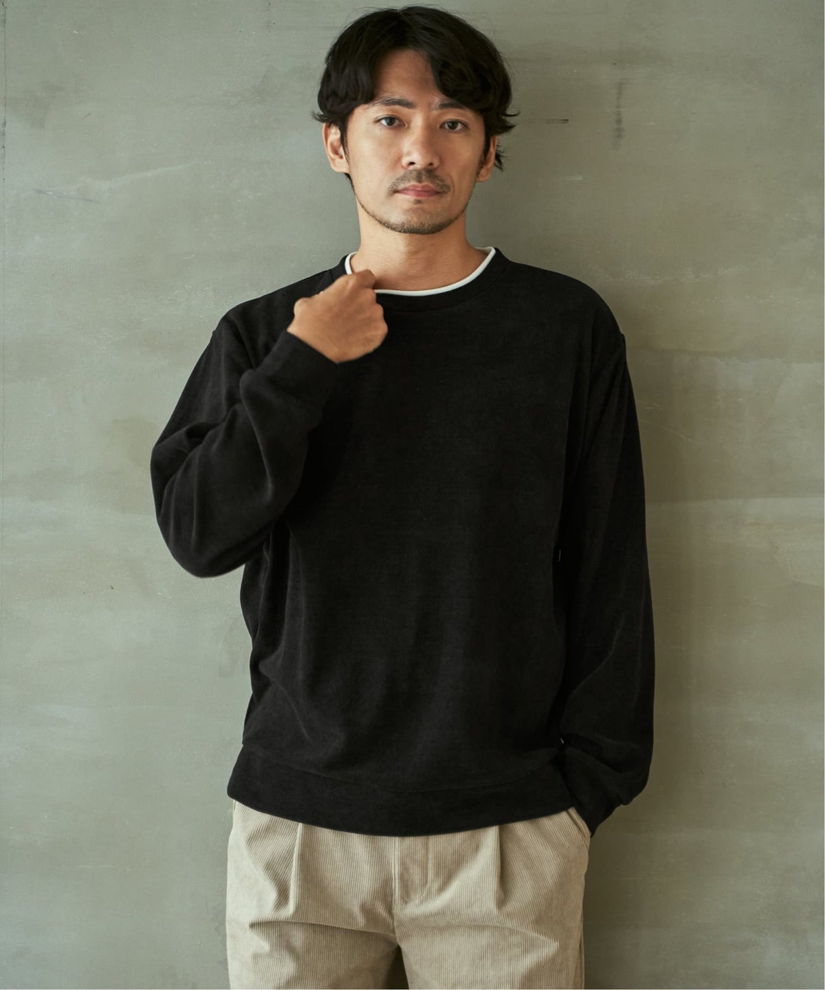 ブラック