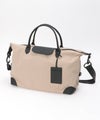 ベージュ