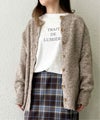 ベージュ