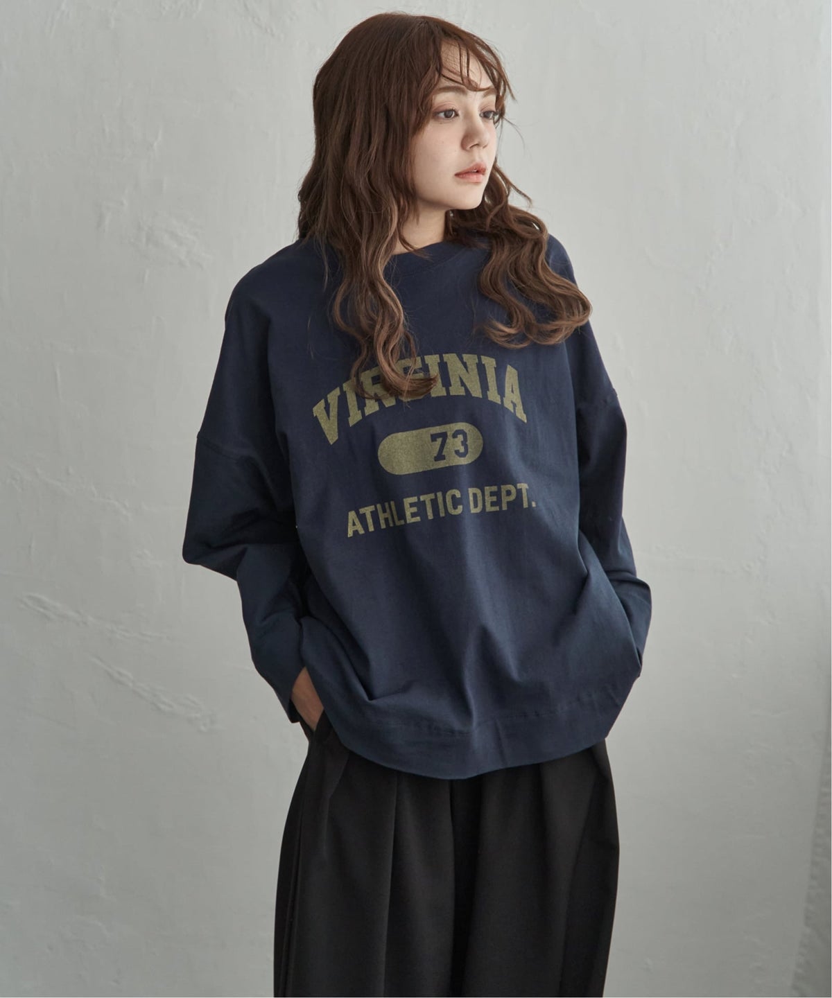 ネイビーブルー