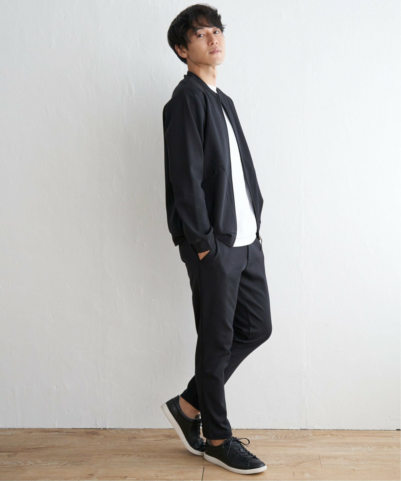 テックストレッチジップカーディガン,ikka| TOKYO DESIGN CHANNEL