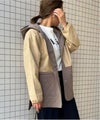 ベージュ
