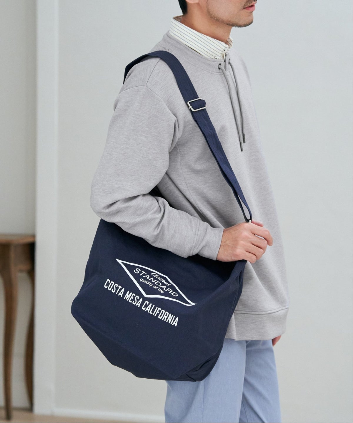 ネイビーブルー