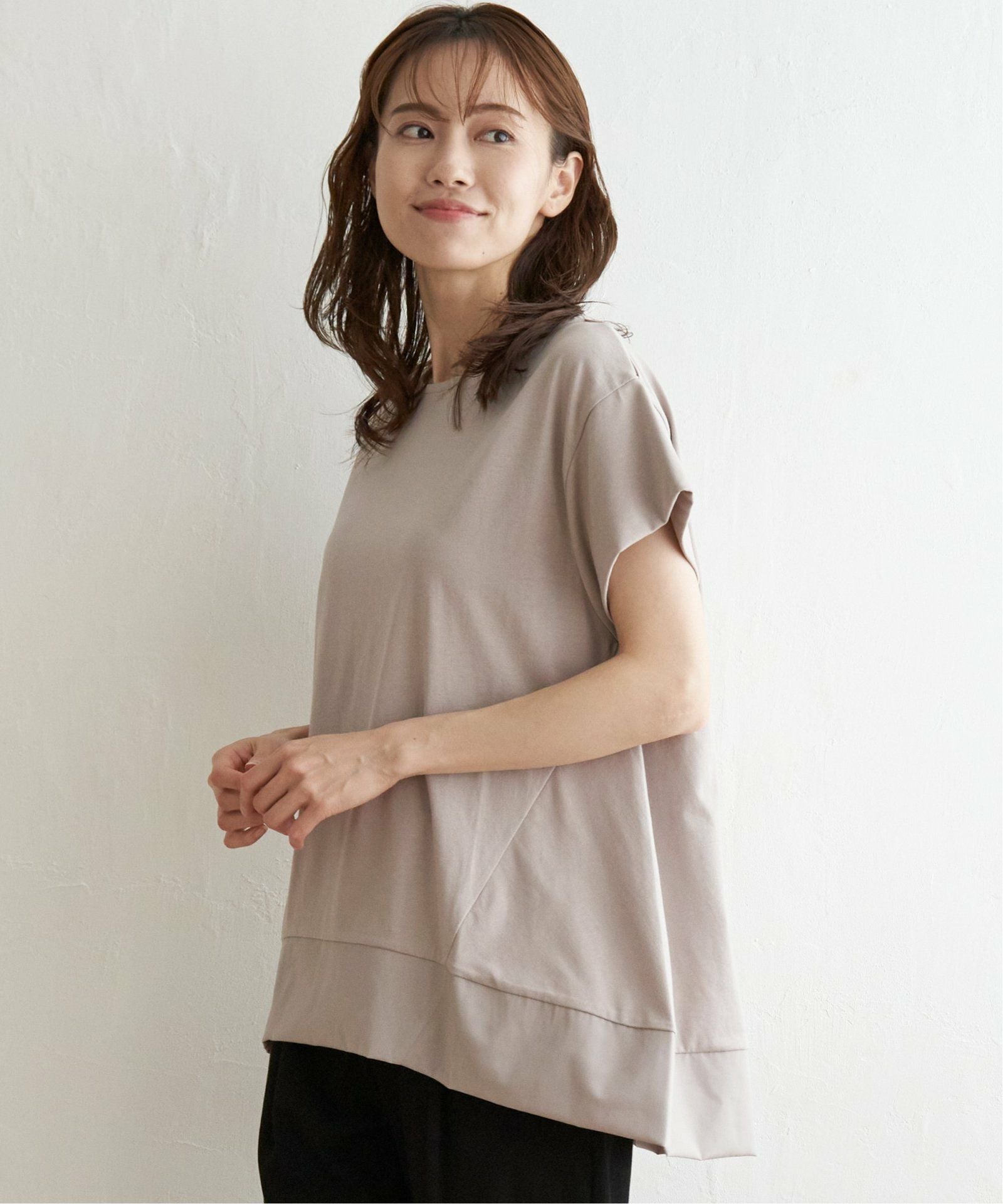 Aライン裾切り替えカットソー,ikka| TOKYO DESIGN CHANNEL