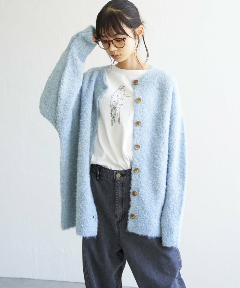 スカイブルー
