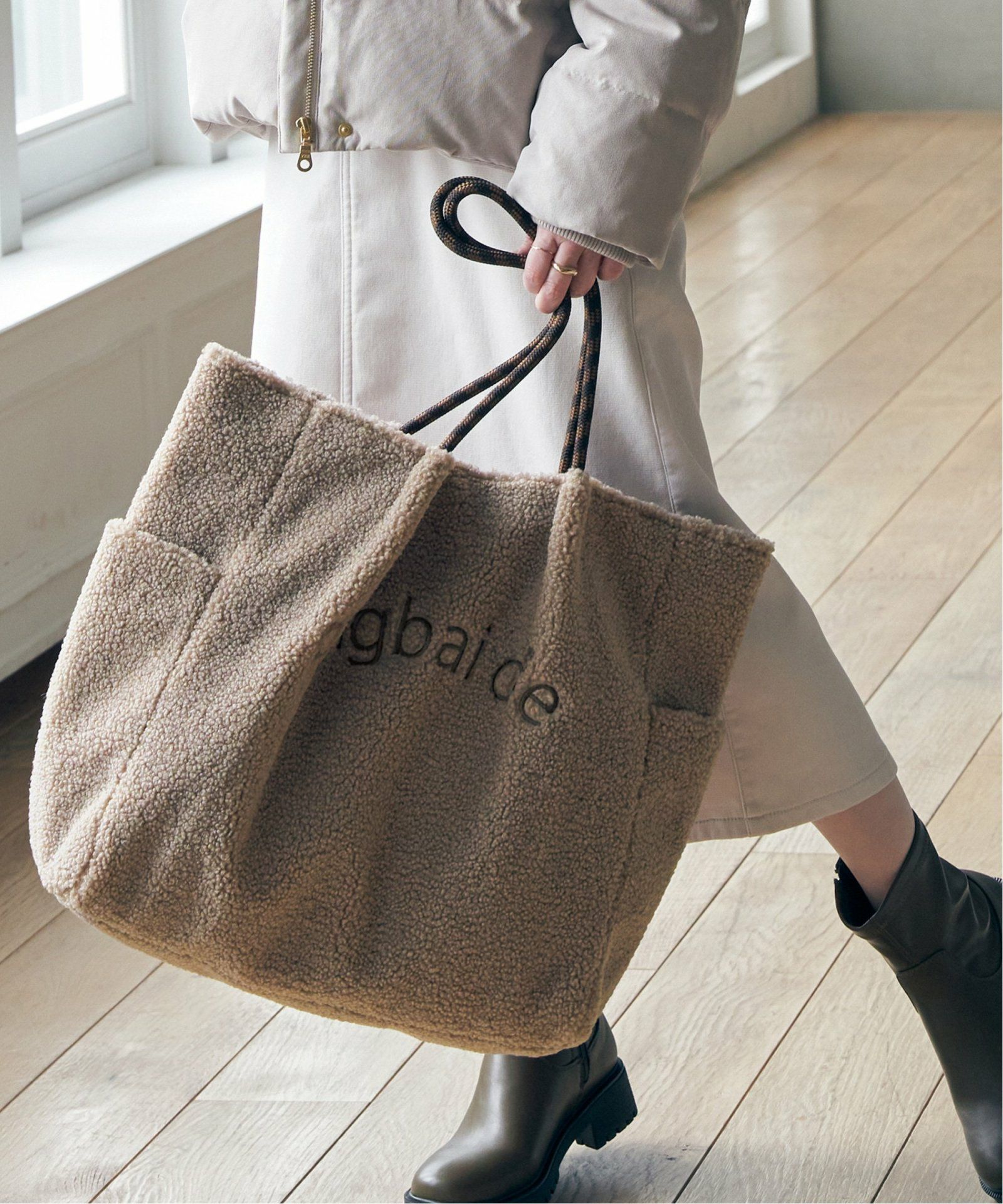 即完売色 UN3D BIG BOA HUGE TOTE ビッグボアヒュージトート 000000091807-10.jpg?size=l&w=