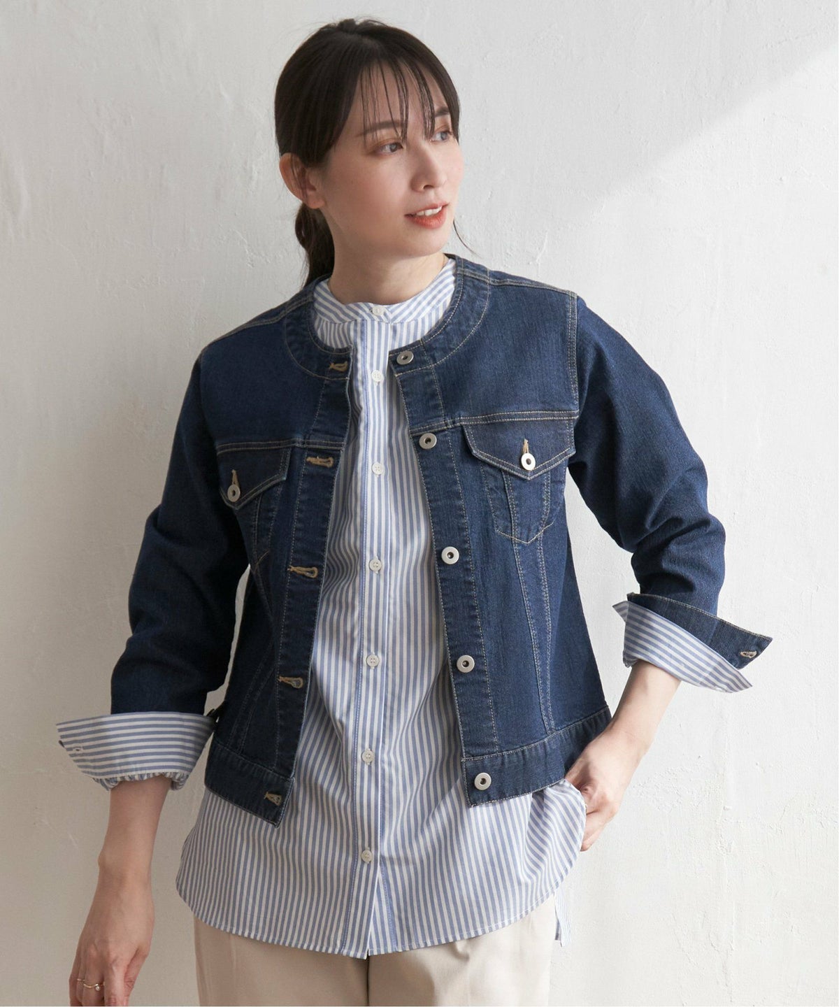 ダークネイビー